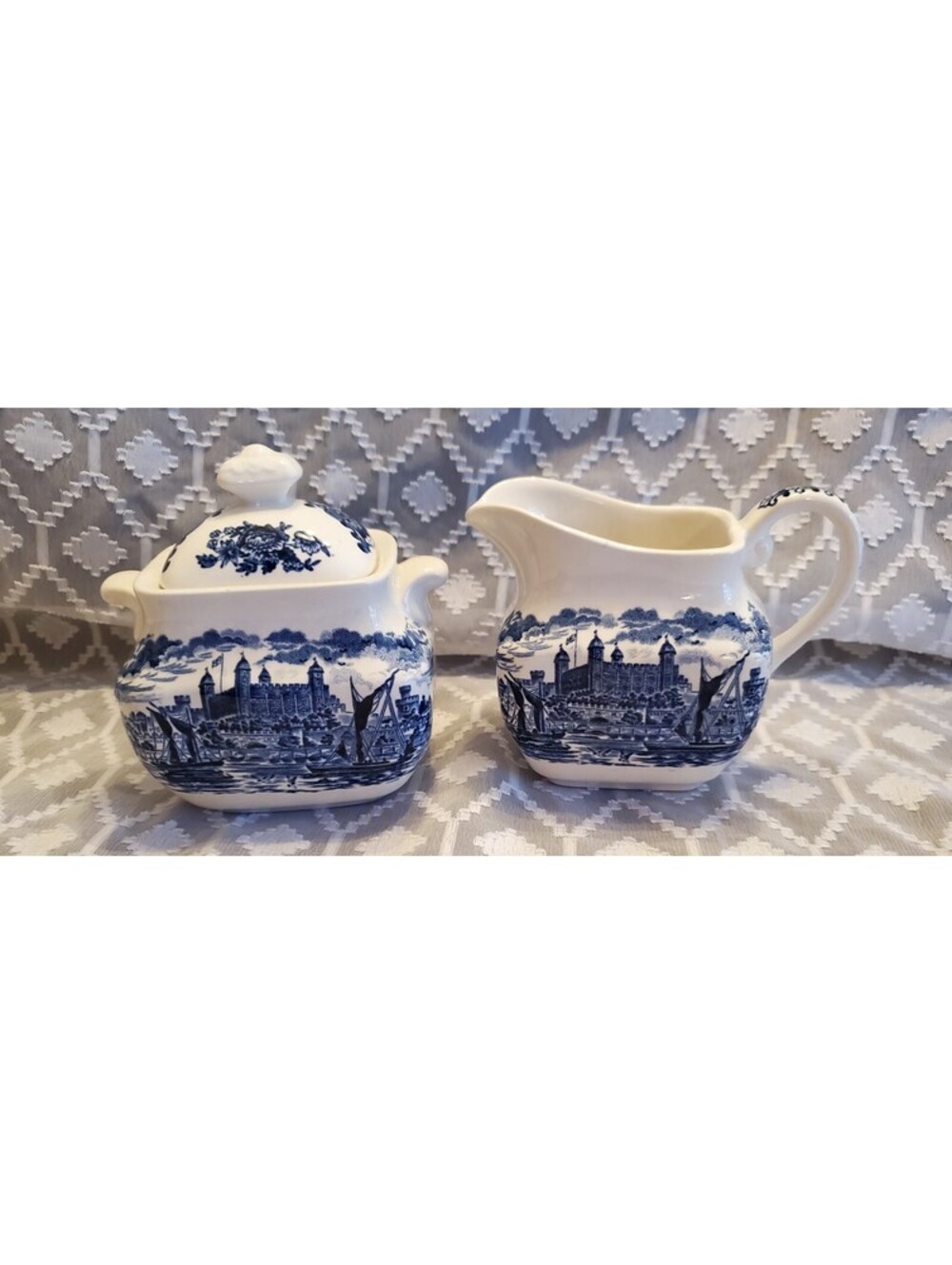 Enoch Wedgewood Sugar/creamer